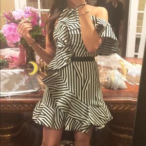 ❤️‍🔥sold❤️‍🔥Brand new self portrait dress